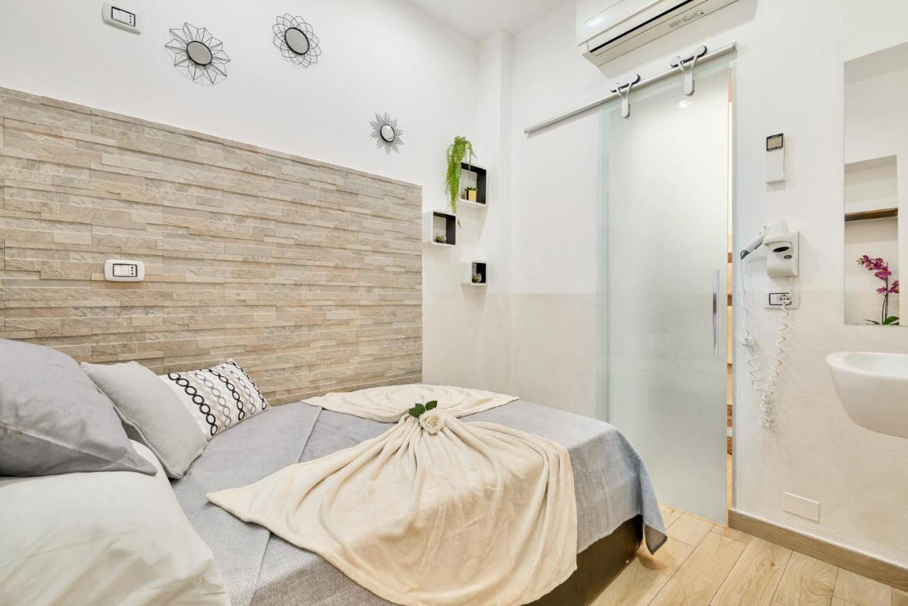 Alby Express Rooms ลาสเปเซีย ภายนอก รูปภาพ